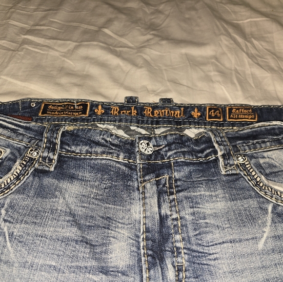 Rock Revival Jeans - Picture 2 of 3